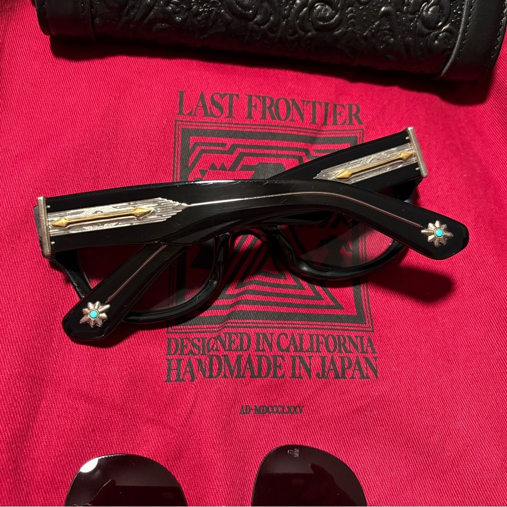 Jacques Marie Mage “Truckee” Last Frontier glasses 149/200 w/bag and accessories